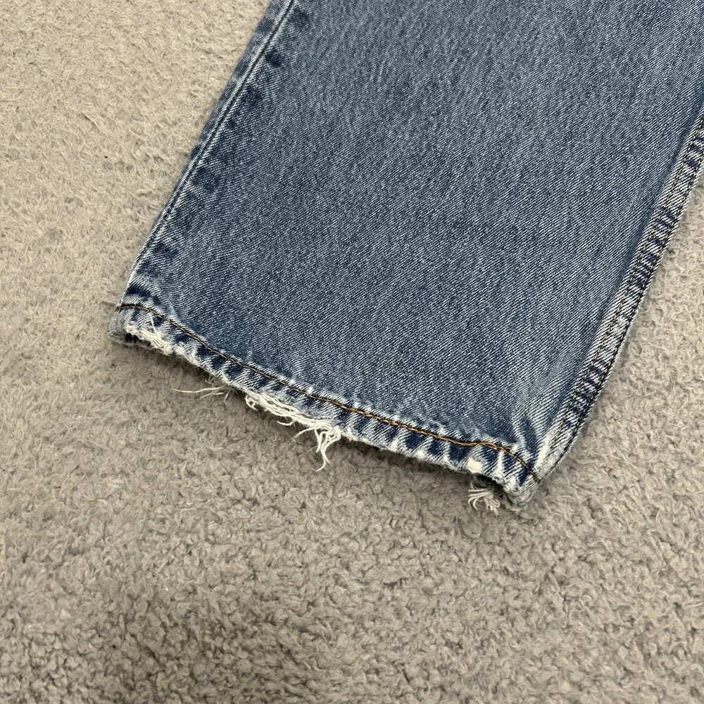 Levis Jeans Mens 33x30 Blue Denim 550 Relaxed Fit Tapered Cotton American Y2K
